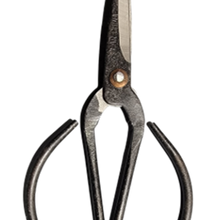 Load image into Gallery viewer, 2 Piece Bonsai Shears Set | 6" Bonsai Shears and 8" Butterfly Shears | Sharp and Ready to Use - Aven's Serenity Garden